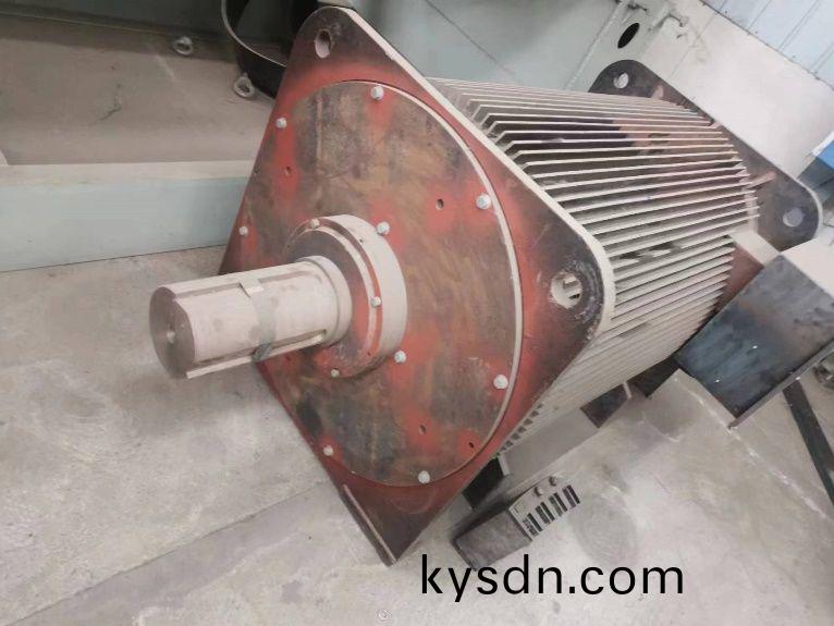 變(bian)頻(pin)永磁(ci)衕步電(dian)機