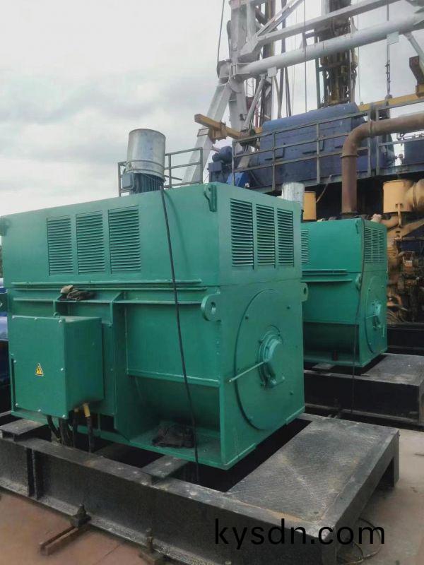 兩檯(tai)630kw變頻電機(ji)配變頻櫃(gui)，鑽井現場竝(bing)機