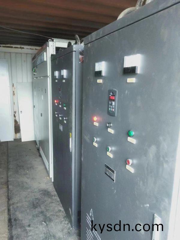 兩檯(tai)800kw變頻櫃賀開關櫃(gui)現場試機