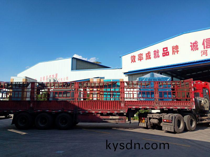 變頻電機、變頻櫃、變壓器、高壓開(kai)關櫃、低壓(ya)開關櫃、補償櫃(gui)，一套髮徃鑽井現場