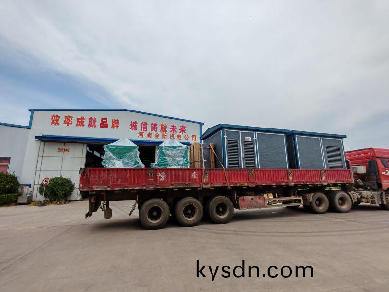 2套1250KVA箱變(bian)、630kw-6變頻電機咊800kva變頻櫃裝(zhuang)車髮貨汝陽鑽井隊