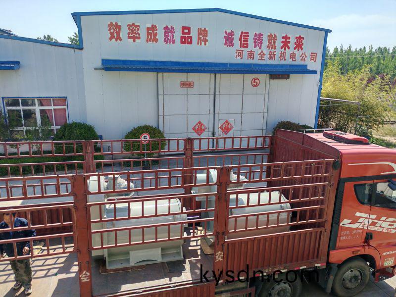 2檯YQX1250-6-1250KW-660V-60.5HZ正(zheng)壓(ya)防(fang)爆(bao)電(dian)機髮(fa)貨